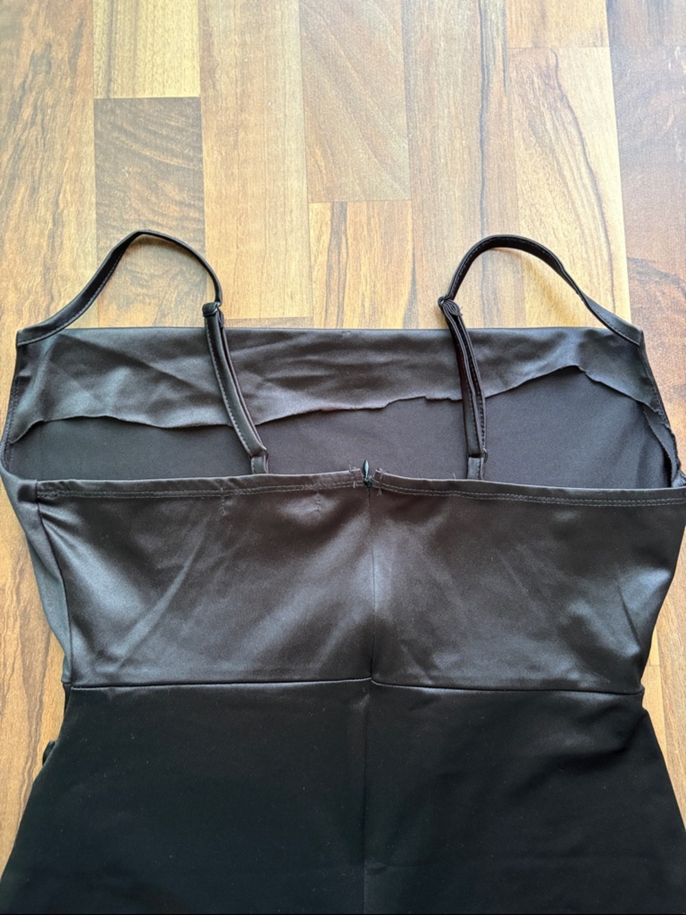 Almost Famous Woman’s Black Satin mini romper Size L - Picture 7 of 11